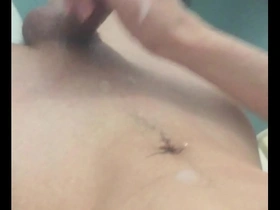 Solo Japanese boy’s sensual bath time with masturbation and a happy ending